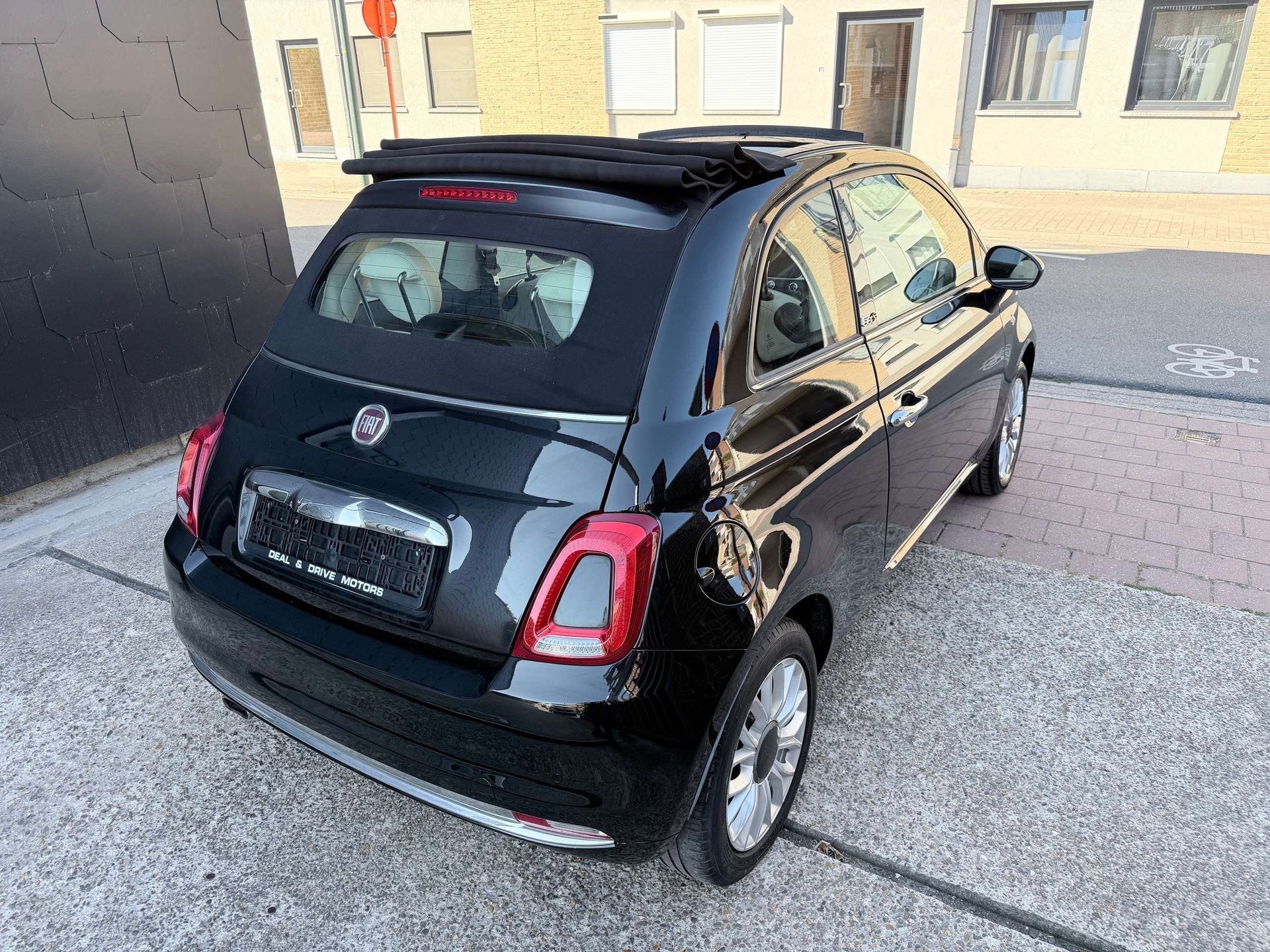 Fiat 500C 1.2 I EDITION LOUNGE | Navi | Cruise | PDC, https://public.car-pass.be/vhr/55a95ae8-1a74-48e7-a241-39e19078d372, Gebruikt