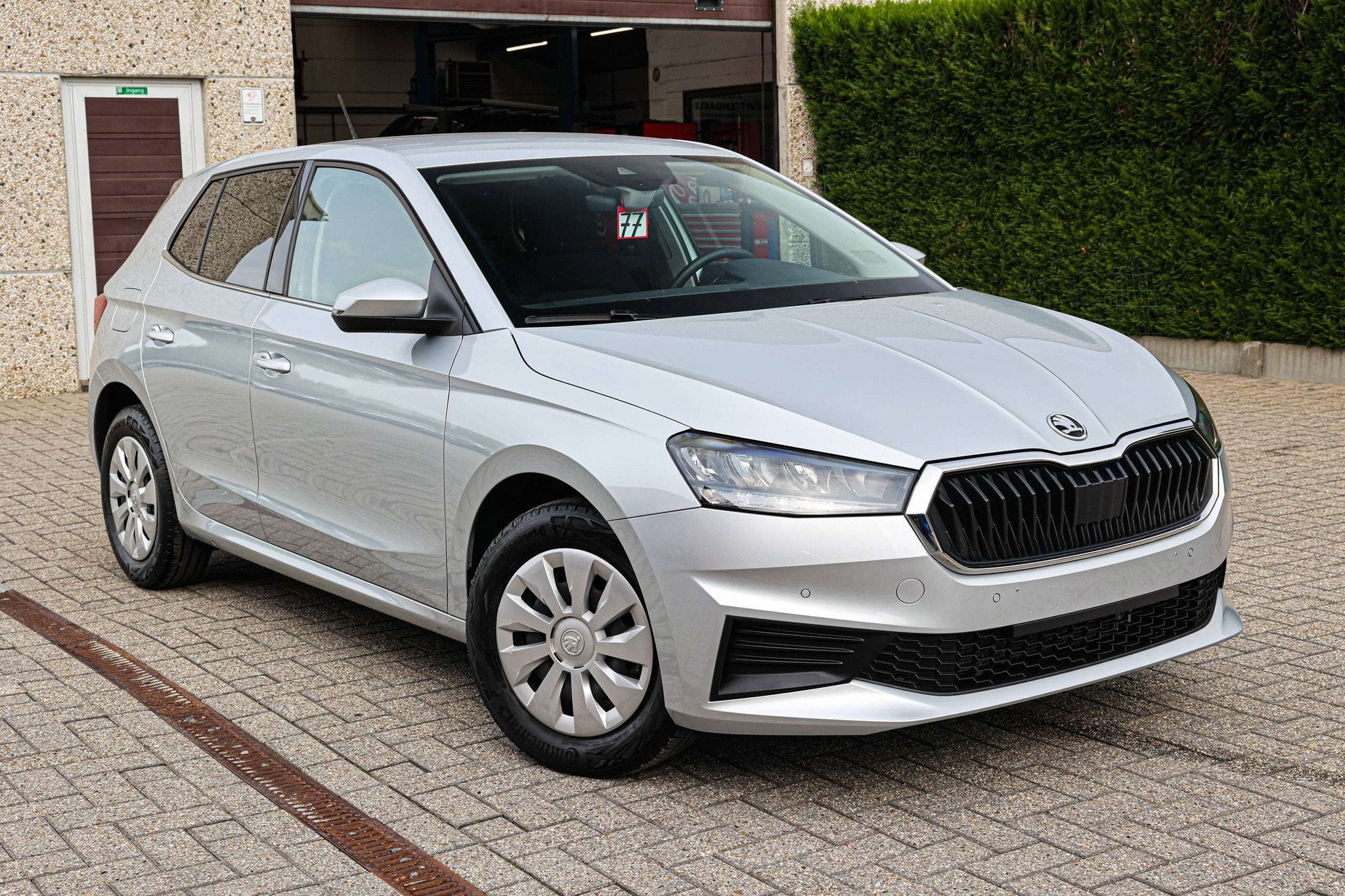 Skoda Fabia AUTOMAAT*ACTIVE-UITVOERING*APPLE-CARPLAY*PARKEER, Autos, Argent ou Gris, Achat, Euro 6, Entreprise