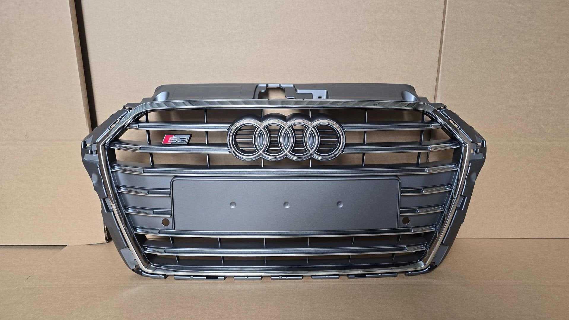 GRILL Audi A3 8V Facelift S3 Origineel 8V3853651AC Grille, Gebruikt, -, Voor, Ophalen of Verzenden