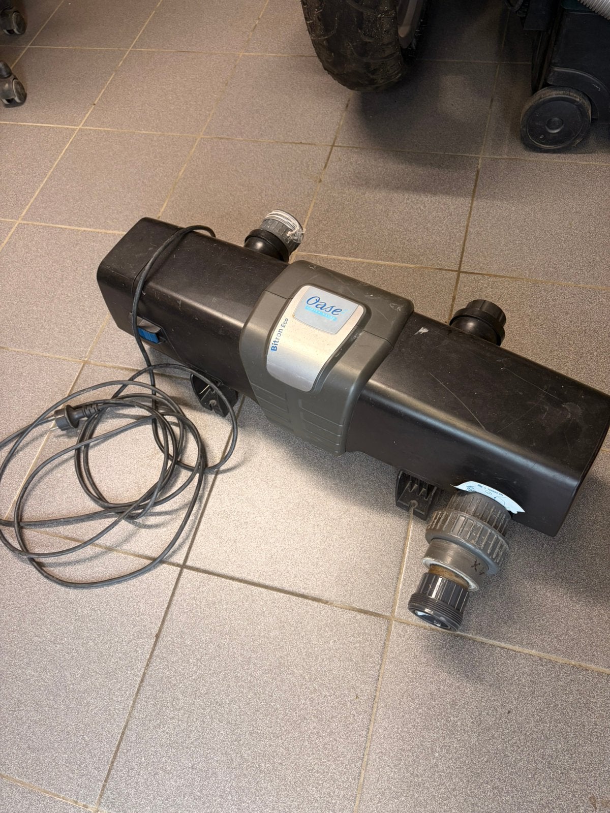 Oase Bitron Eco 180 W UV-C vijverfilter (180 W), Tuin en Terras, Ophalen, Gebruikt, Vijverfilter