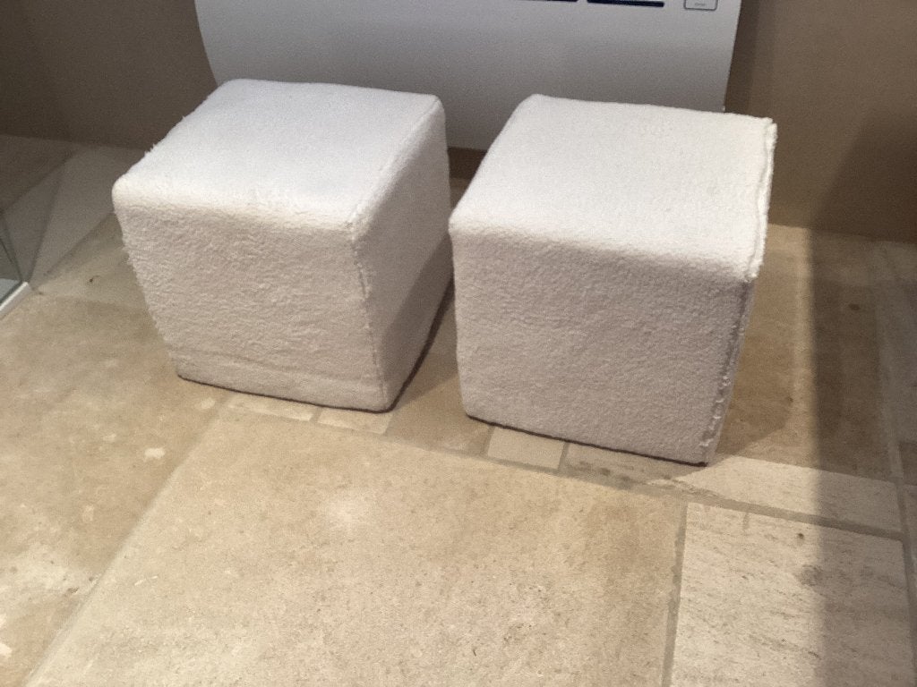 2 poufs., Ophalen
