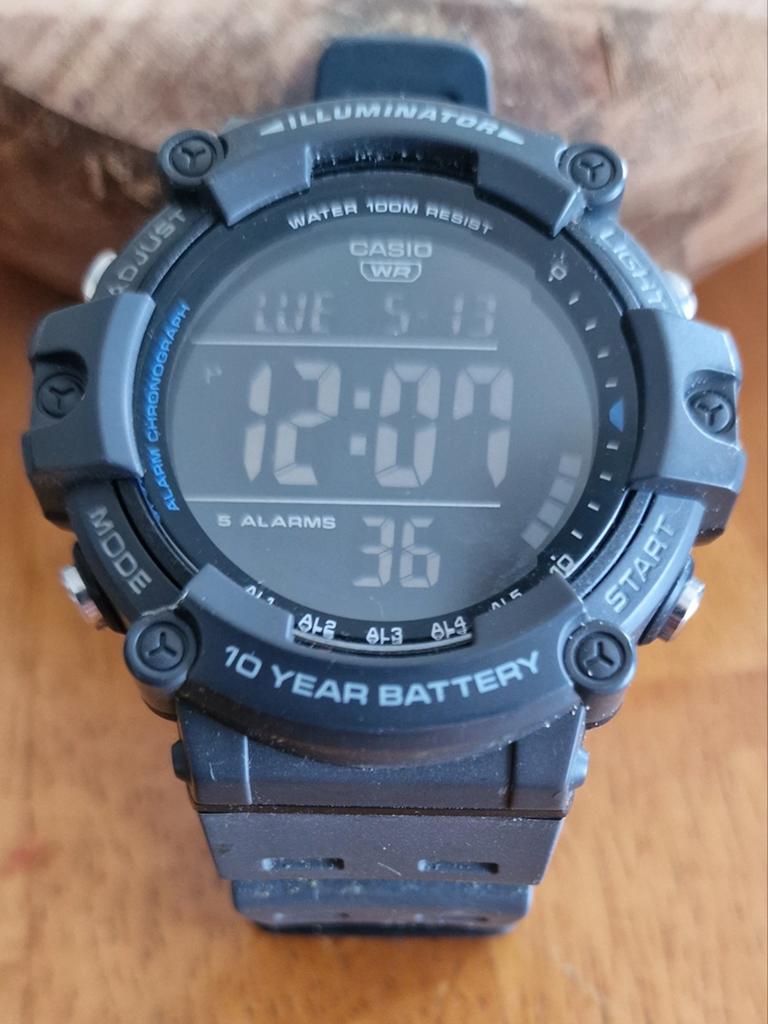 Casio Illuminator, Handtassen en Accessoires, Horloges | Heren, Casio, Kunststof, Gebruikt, Polshorloge