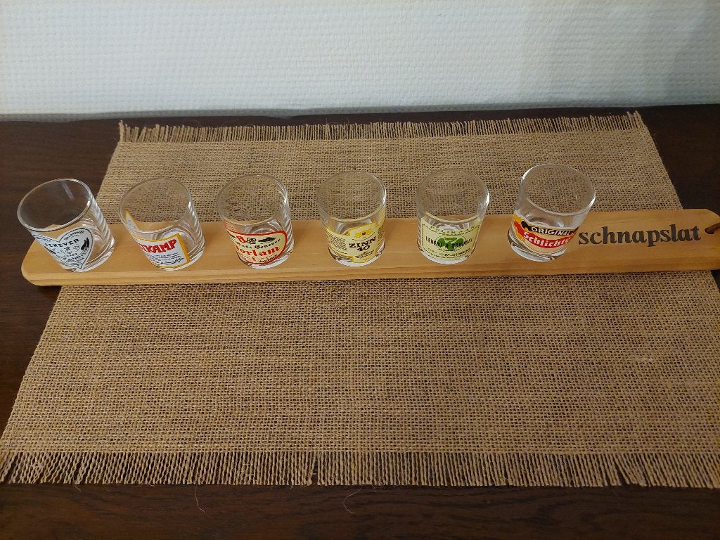 Schnapslat/bar avec 6 verres à liqueur - nouveau, Enlèvement ou Envoi, Neuf, Verres et Verres à shot