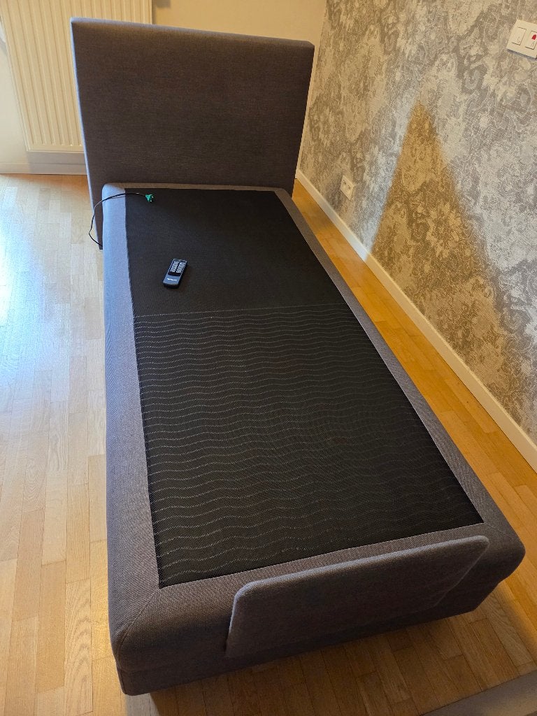 elektrische boxspring Karlsson, Huis en Inrichting, Slaapkamer | Boxsprings, Ophalen, Gebruikt, 90 cm, Eenpersoons