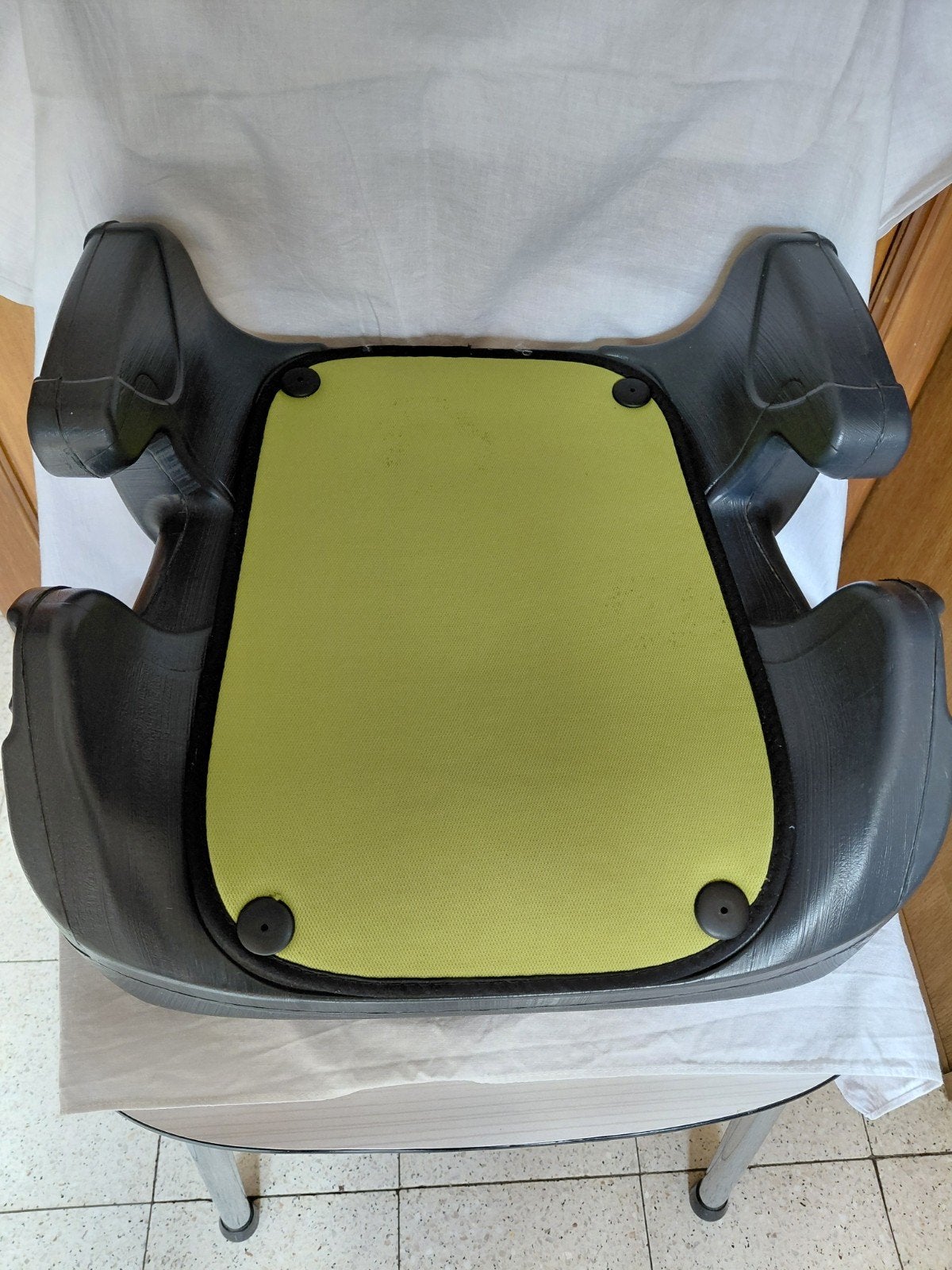 siège auto gris et vert, Autres marques, Ceinture de sécurité, Enlèvement ou Envoi, 15 à 36 kg