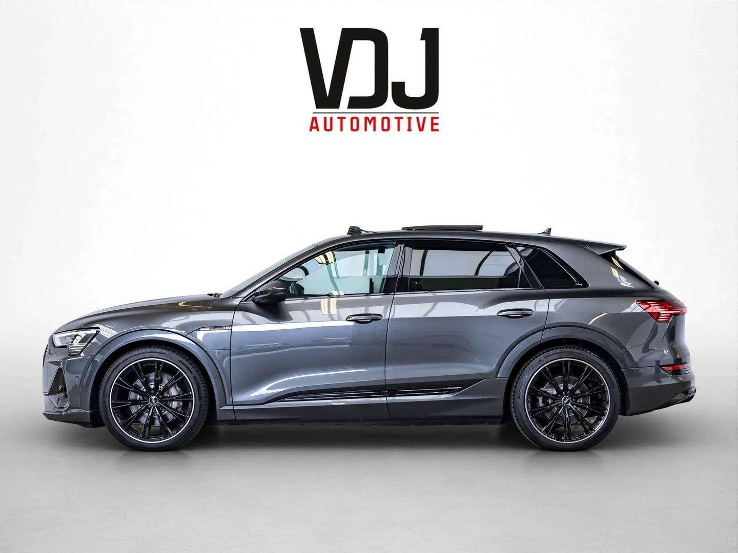 Audi e-tron GARANTIE|95 kWh 55 QUATTRO|2X S-LINE|BANG&OLUFSE, Auto's, Audi, Gebruikt, Zwart, 408 pk, Leder