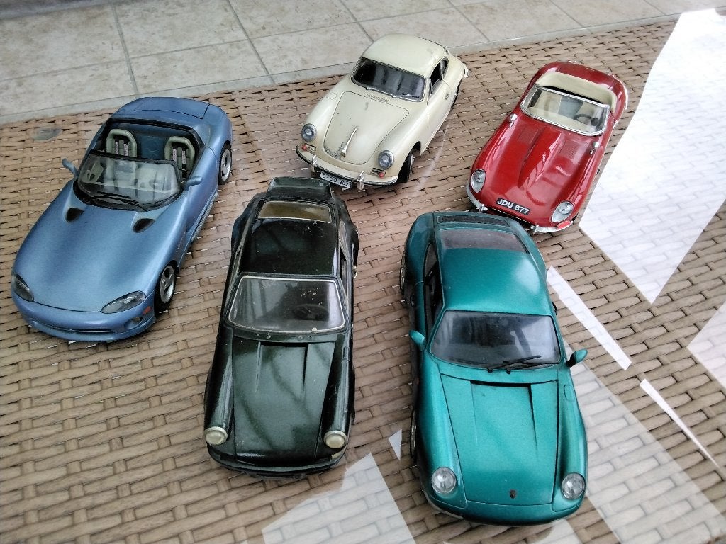 5 vehicules de collection 1/18, Hobby & Loisirs créatifs, Modélisme | Voitures & Véhicules, Enlèvement, Utilisé, Voiture