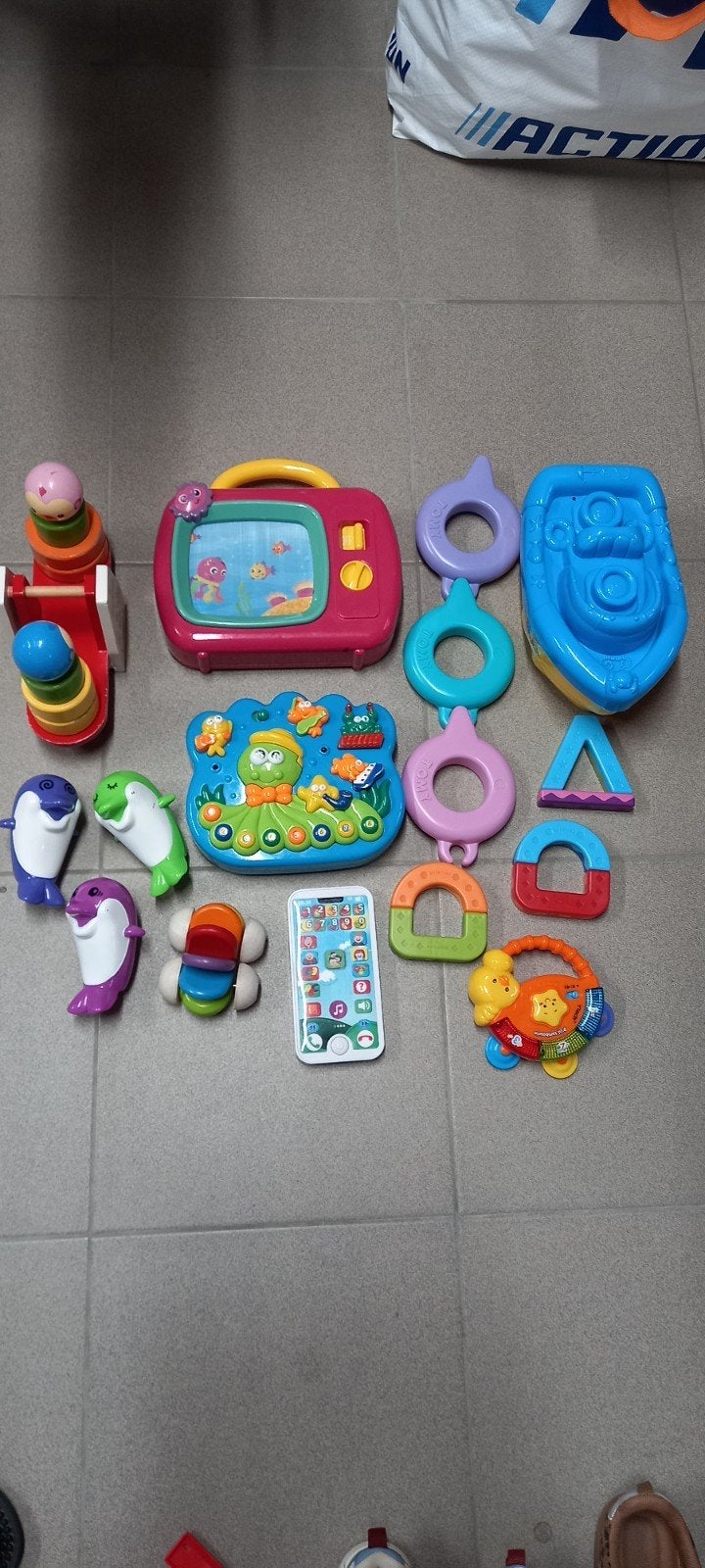 Jouet pour bébé, Enfants & Bébés, Jouets | Jouets de bébé, Enlèvement ou Envoi