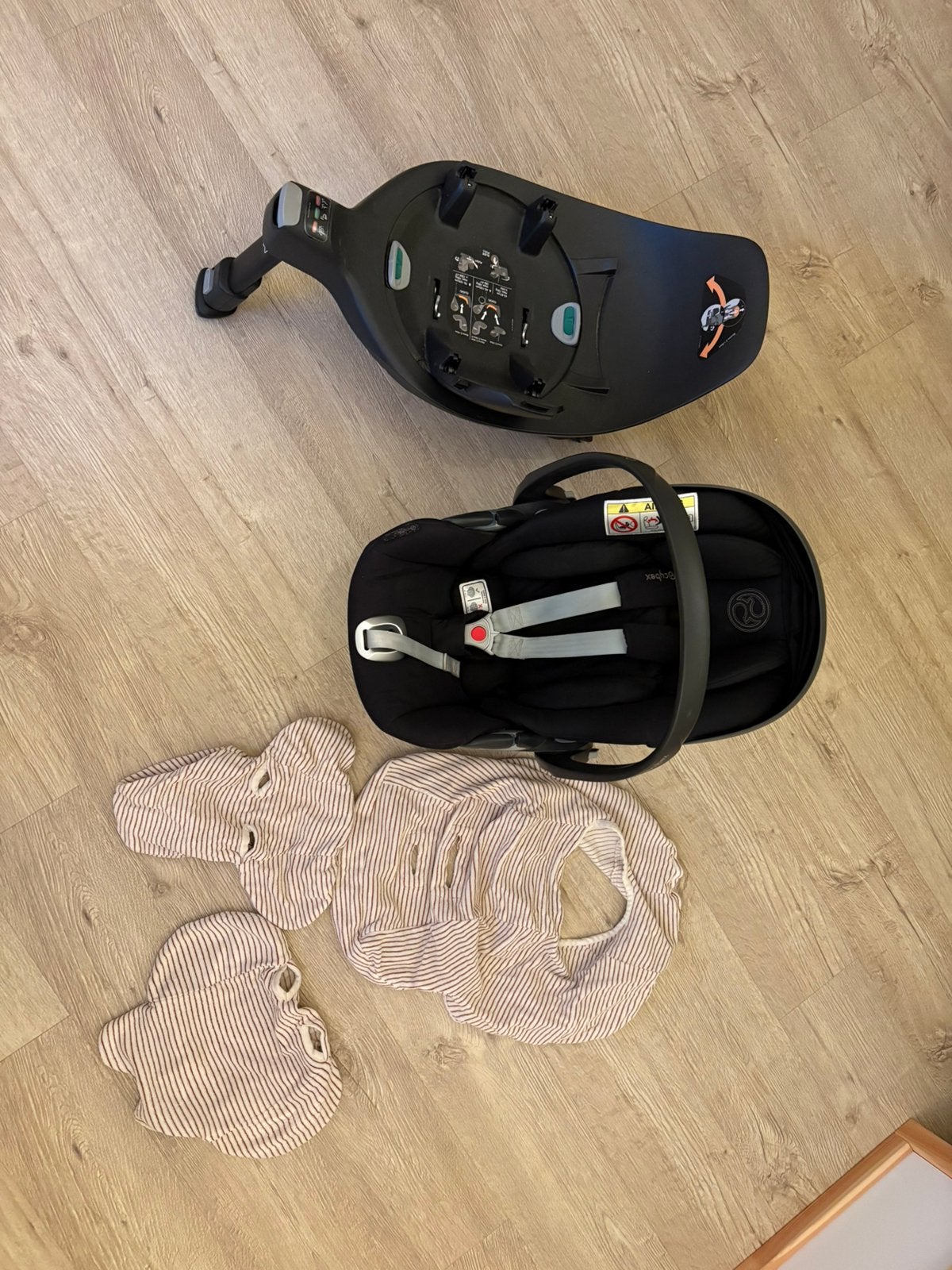 Autostoel Cybex Cloud Z i-Size + 360gr isofix + beschermhoes, Autres marques, Enlèvement, Utilisé, 0 à 13 kg