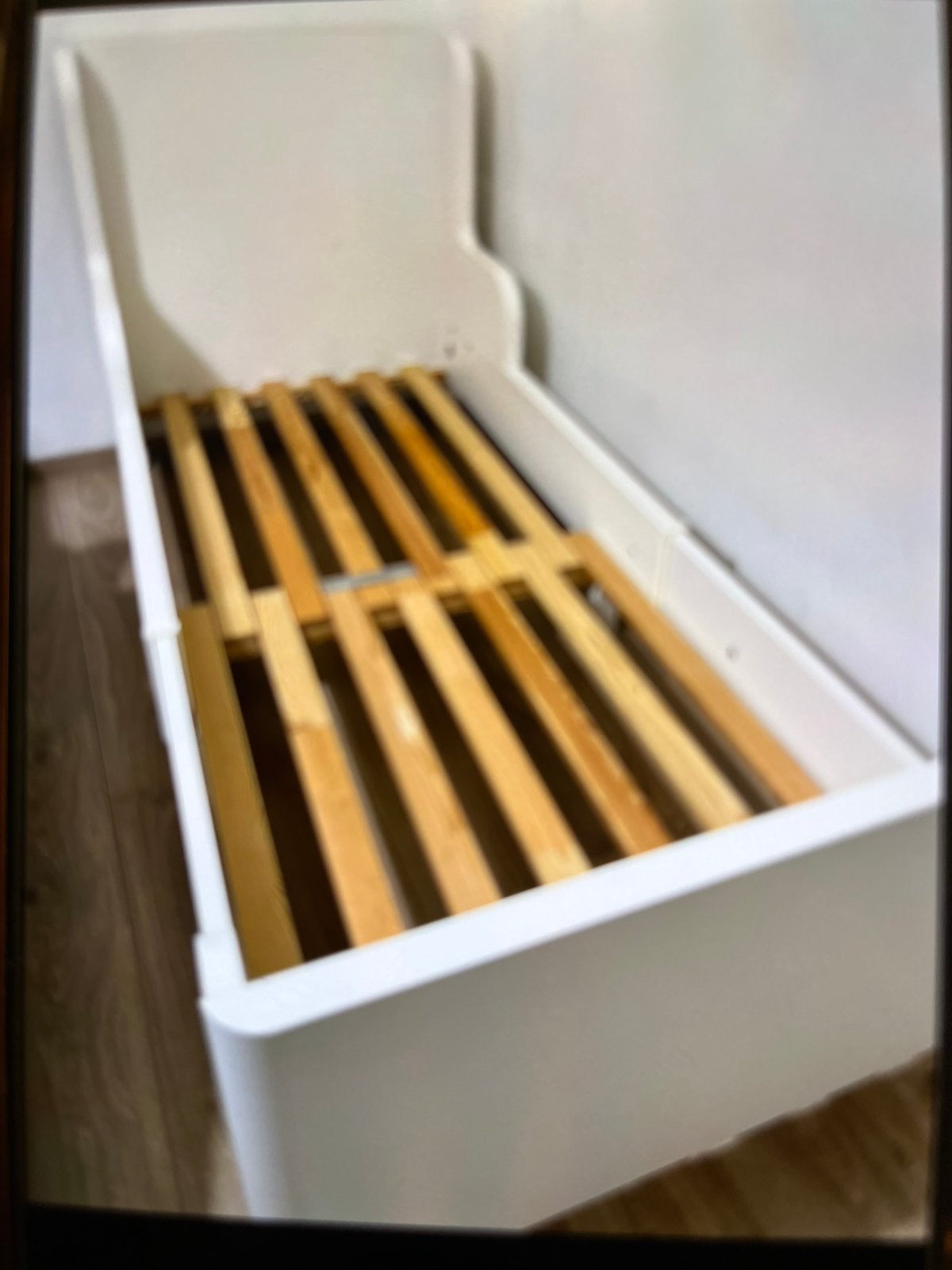Ikea Bed ( Busunge), Enlèvement, Blanc, 200 cm