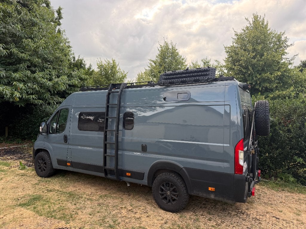 Off Grid Camper btw terugvorderbaar, Caravans en Kamperen, Mobilhomes, Automaat, Chemisch toilet, Buscamper of Camperbus, Fiat