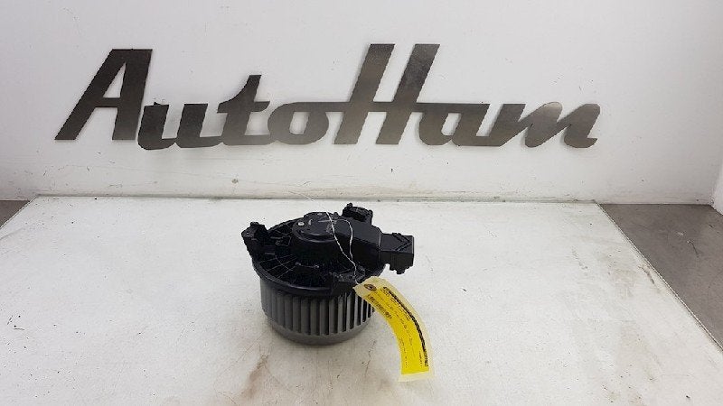 KACHEL VENTILATORMOTOR Suzuki Swift (ZA / ZC / ZD1 / 2/3/9), Info@denso.nl, Hogeweyselaan 165
1382 JL  Weesp, NL, Suzuki, DENSO EUROPE B.V.