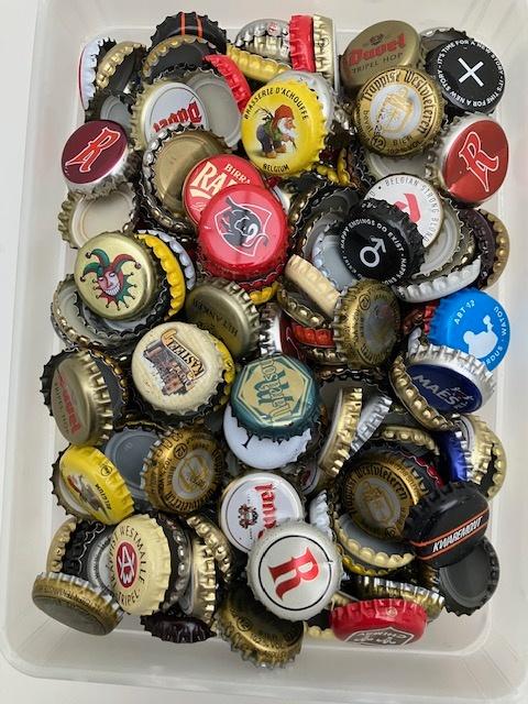 CAPSULES DE BOUTEILLES DE BIÈRE, Collections, Enlèvement ou Envoi