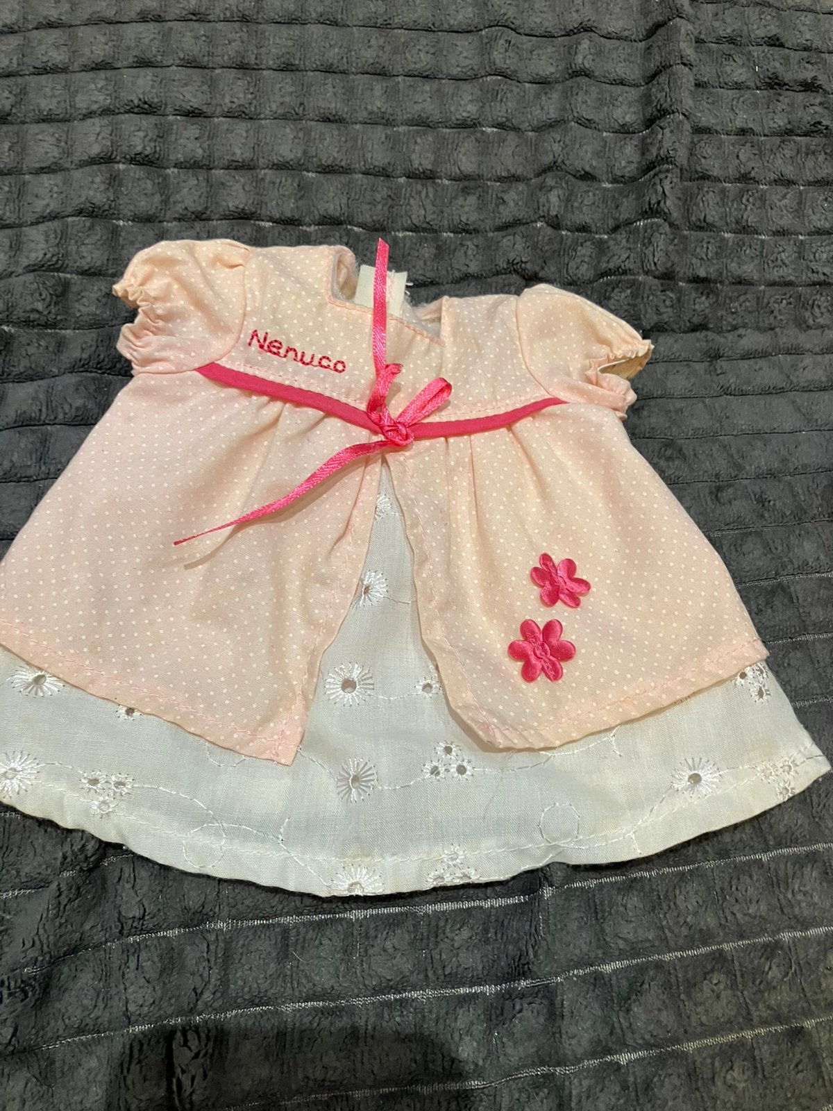 Kleedje 18,5 cm voor pop van nenuco, Kinderen en Baby's, Ophalen of Verzenden, Zo goed als nieuw