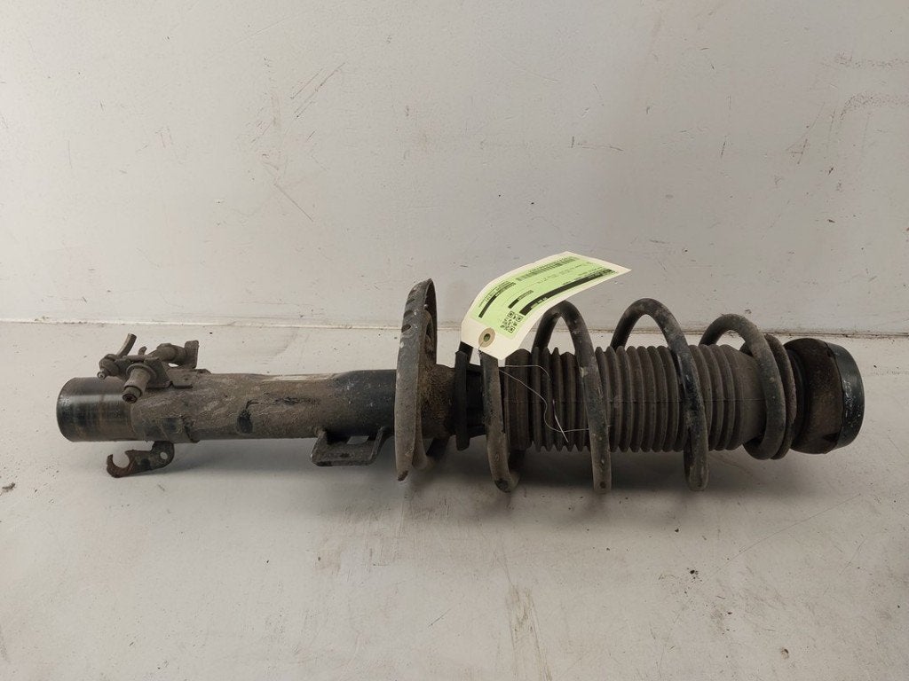AMORTISSEUR OU ABSORBEUR DE CHOC AVANT GAUCHE Polo V (6R), Volkswagen, Volkswagen AG, Utilisé, Kundenbetreuung@volkswagen.de