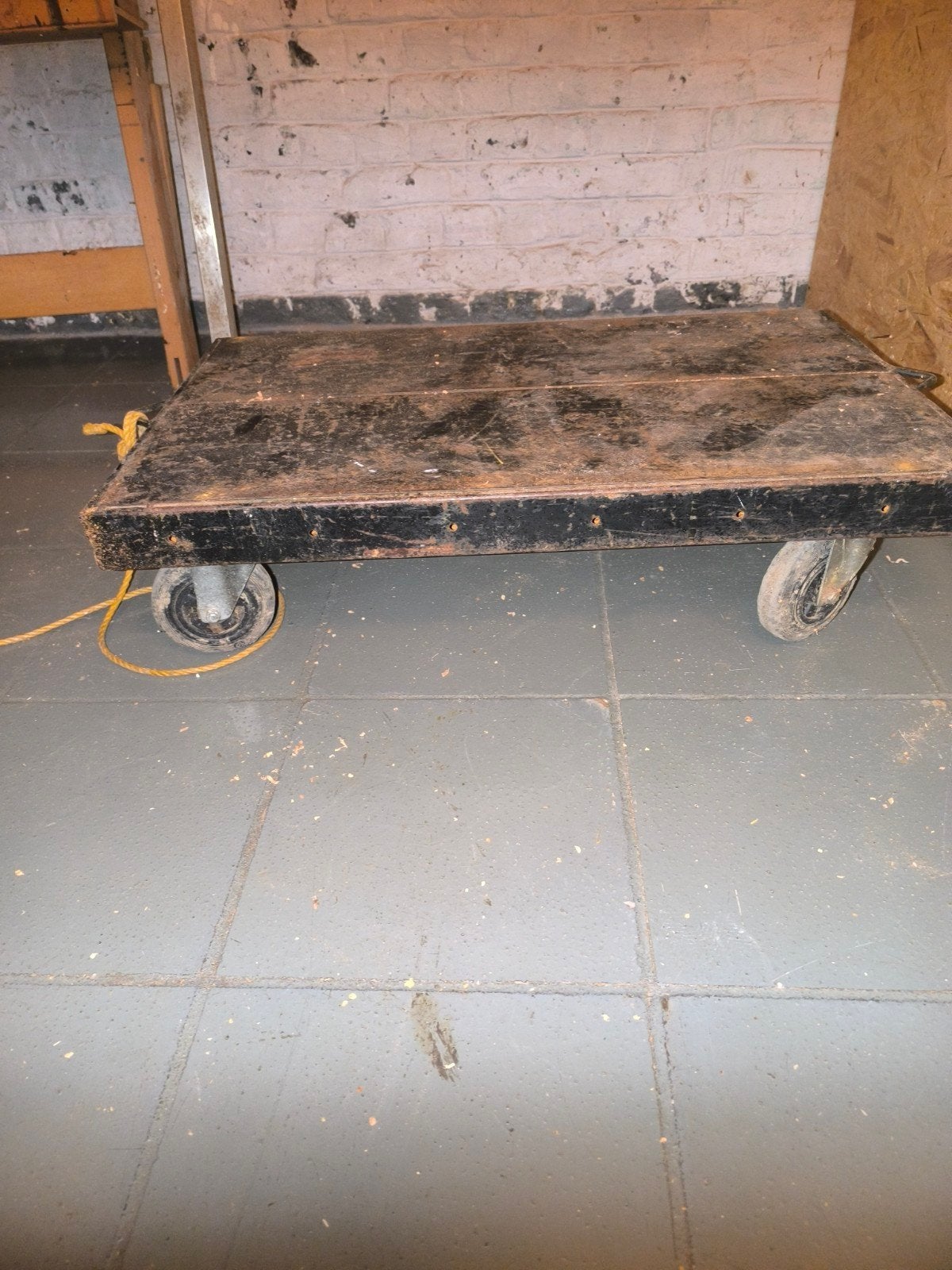 Chariot bien solide. Dans son jus. Faire une offre., Bricolage & Construction, Chariots de transport, Enlèvement ou Envoi