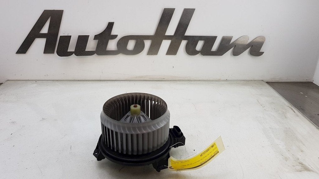 VENTILATEUR RADIATEUR MOTEUR Swift (ZA / ZC / ZD1 / 2/3/9), Suzuki-Allee 7
64625  Bensheim, DE, Suzuki Deutschland GmbH, Kontakt@suzuki.de