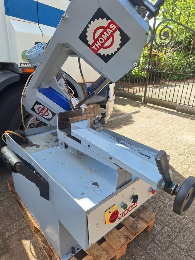 Bandzaagmachine/lintzaag machine, Ophalen, Lintzaag