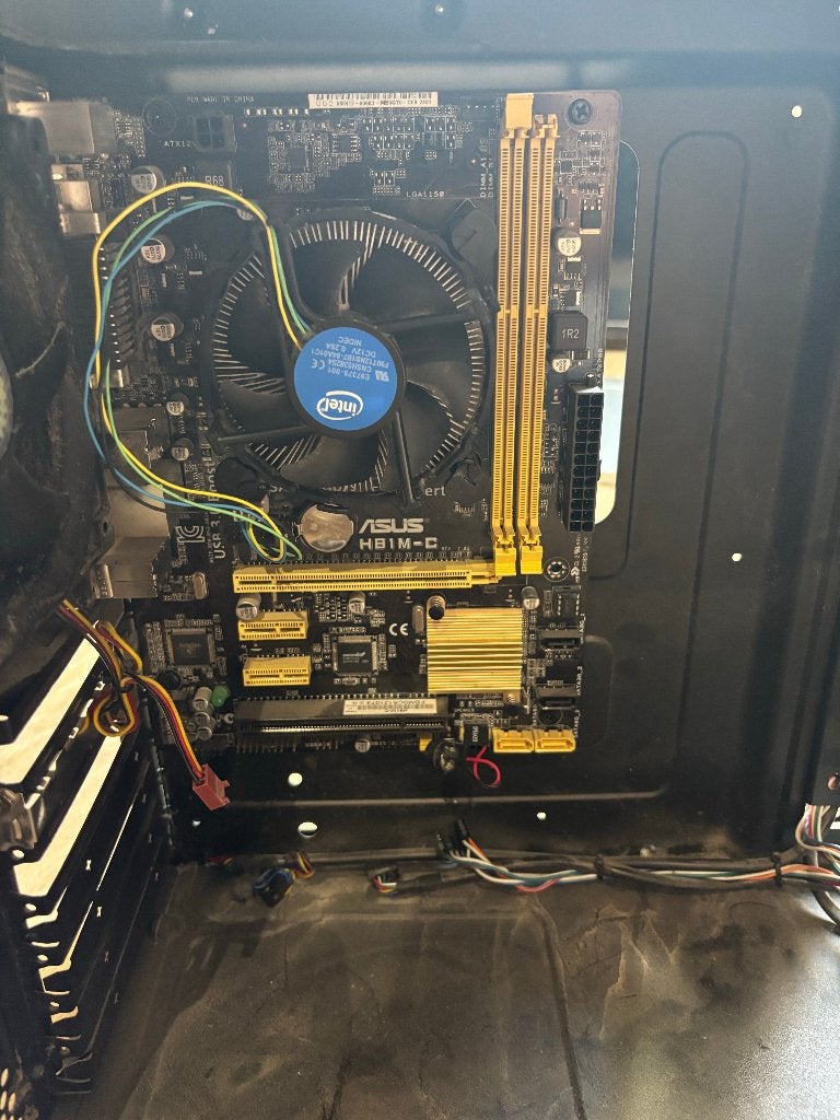 Tour PC / base PC - Asus H81M-C + Intel i5 4e generation, Informatique & Logiciels, Ordinateurs de bureau, Enlèvement