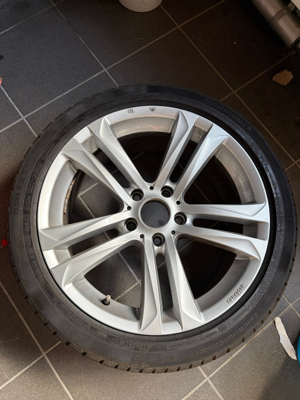 Jantes BMW avec pneus hiver, quasi neuf, Autos : Pièces & Accessoires, Enlèvement, 18 pouces, Pneus hiver, Pneu(s)