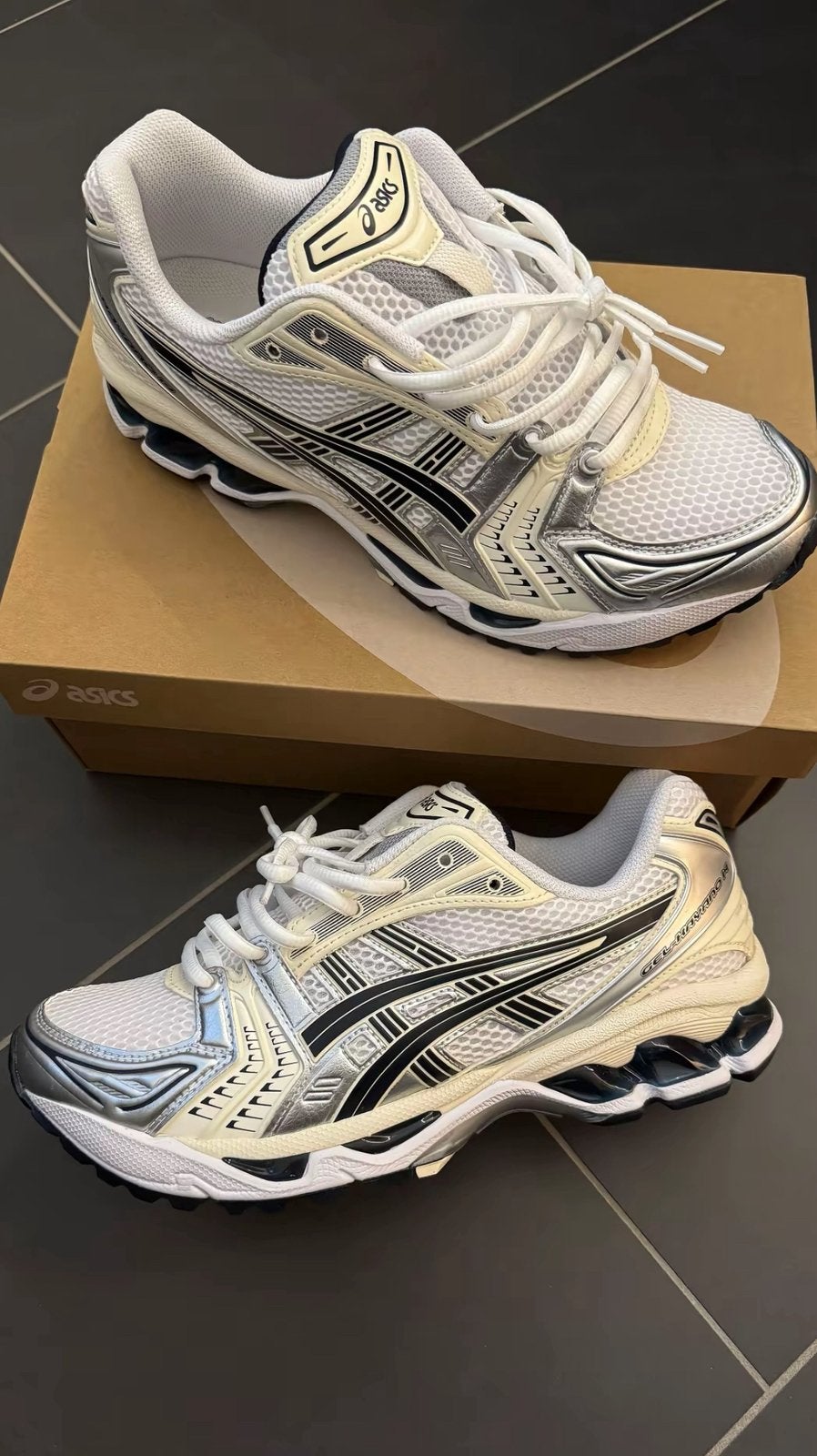 Gel Asics, Neuf, Enlèvement ou Envoi, Autres couleurs, Baskets