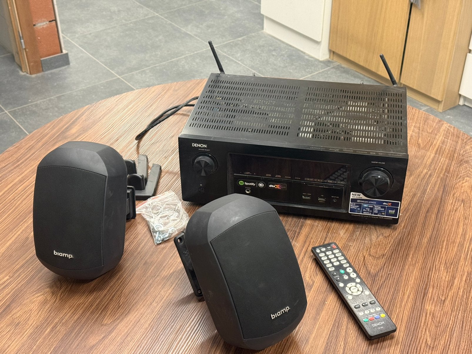 Denon AVR-X2200W & Biamp Mask4c, Ophalen, Zo goed als nieuw