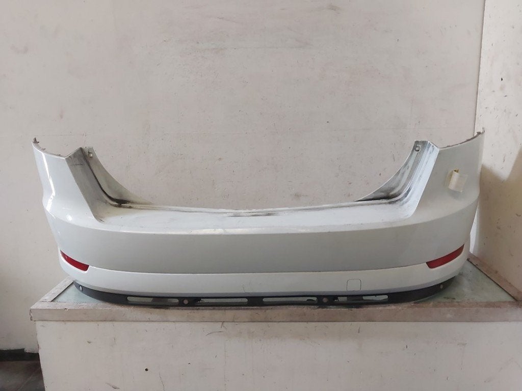 PARE-CHOCS ARRIÈRE Ford Mondeo IV (|1483901|), Autos : Pièces & Accessoires, Arrière, Pare-chocs, Henry-Ford-Straße  1
50735  Köln, DE