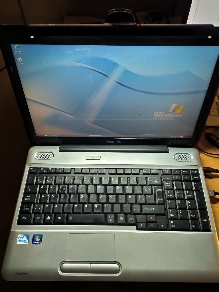 toshiba laptop windows xp, Computers en Software, Ophalen of Verzenden