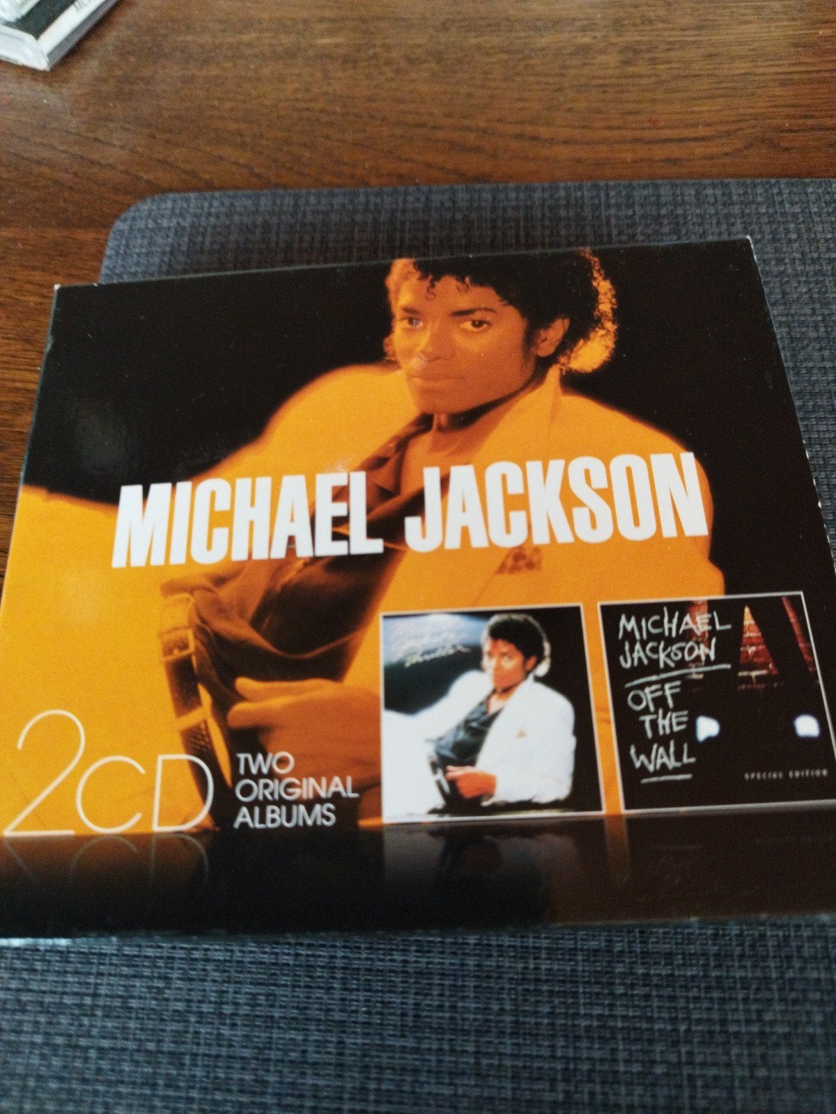 2 cd Michael Jackson off the wall, Cd's en Dvd's, Ophalen