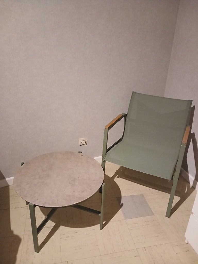 Tuinset nieuw in doos, Ophalen, 4 zitplaatsen, Bijzettafel, Nieuw