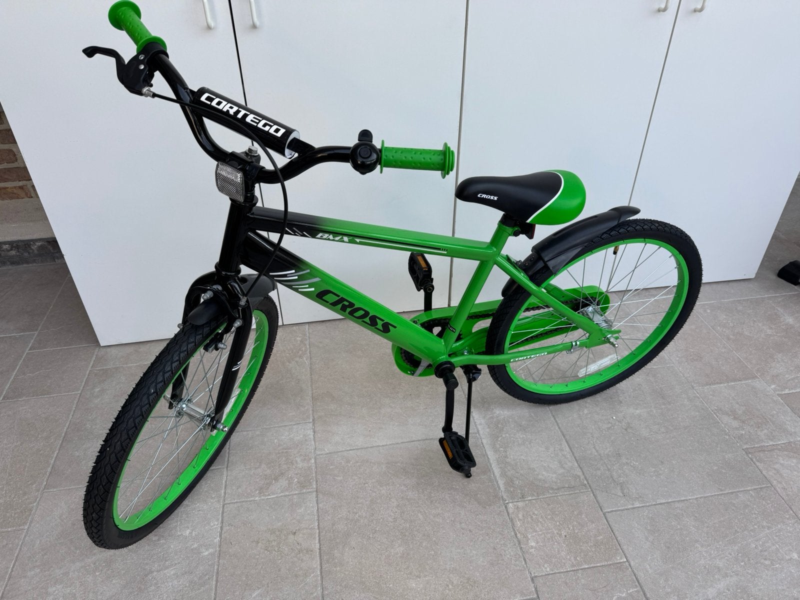 Kinderfiets 22 inch Cortego Cross met hand en voetrem, Fietsen en Brommers, Ophalen, Zo goed als nieuw, 22 inch