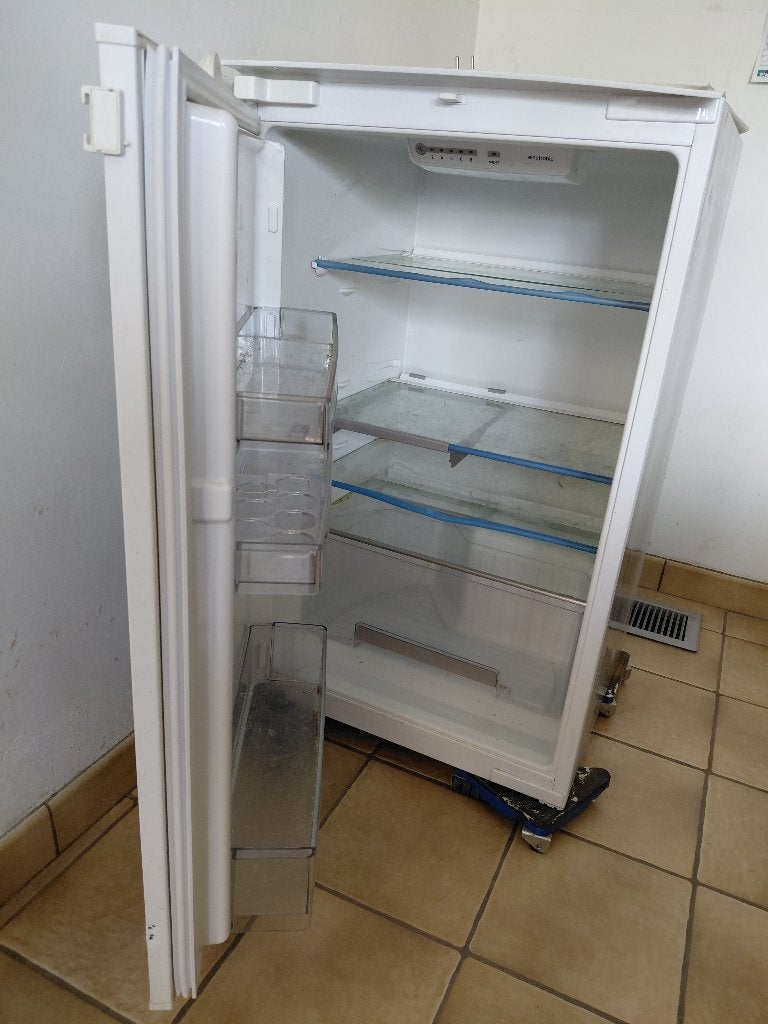 Inbouw ijskast, 45 tot 60 cm, Ophalen, 85 tot 120 cm, Zonder vriesvak