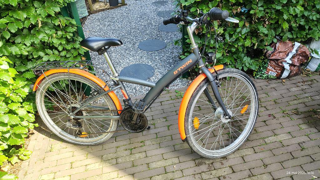 Vélo 24'' - 9 à 12 ans - Btwin - Filles, Fietsen en Brommers, Fietsen | Meisjes, Ophalen, B-Twin Decathlon, Velgrem, Versnellingen