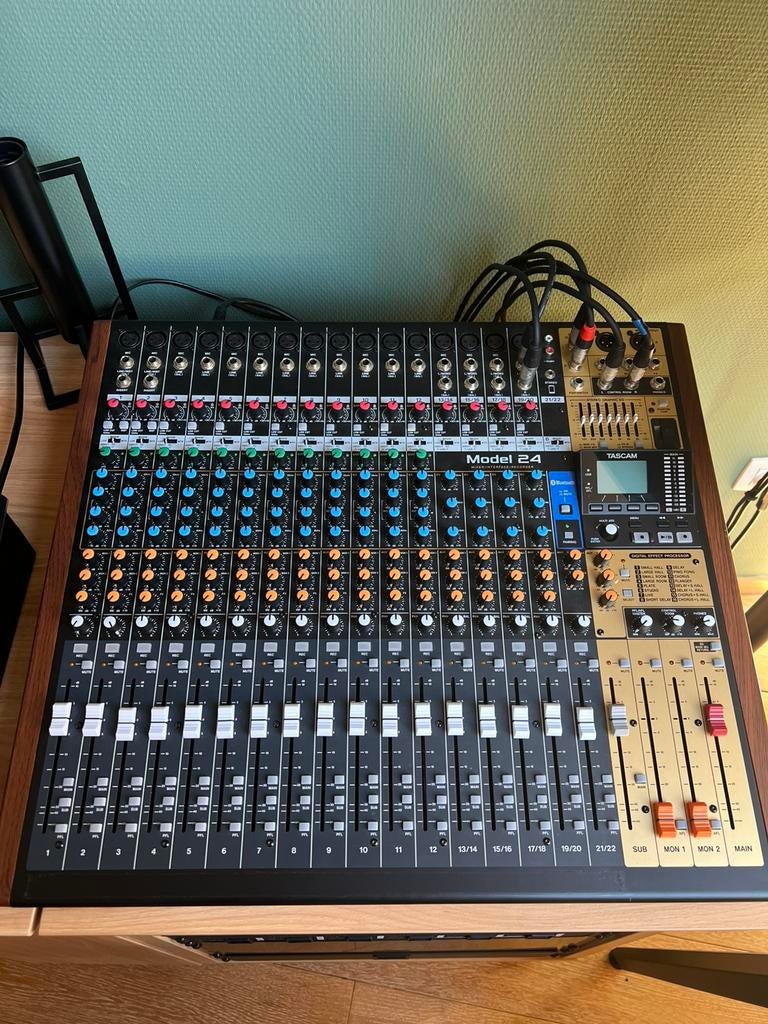 Tascam model 24 échange contre model 12, Musique & Instruments, Enlèvement, Utilisé