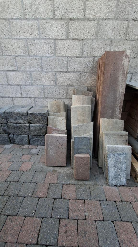 Borduurs + sierblokken, Tuin en Terras, Ophalen