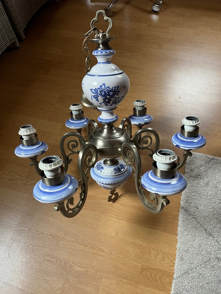 Luchter in alu coating en delft blauw, Maison & Meubles, Lampes | Lustres, Enlèvement, Utilisé, Verre, Klassiek