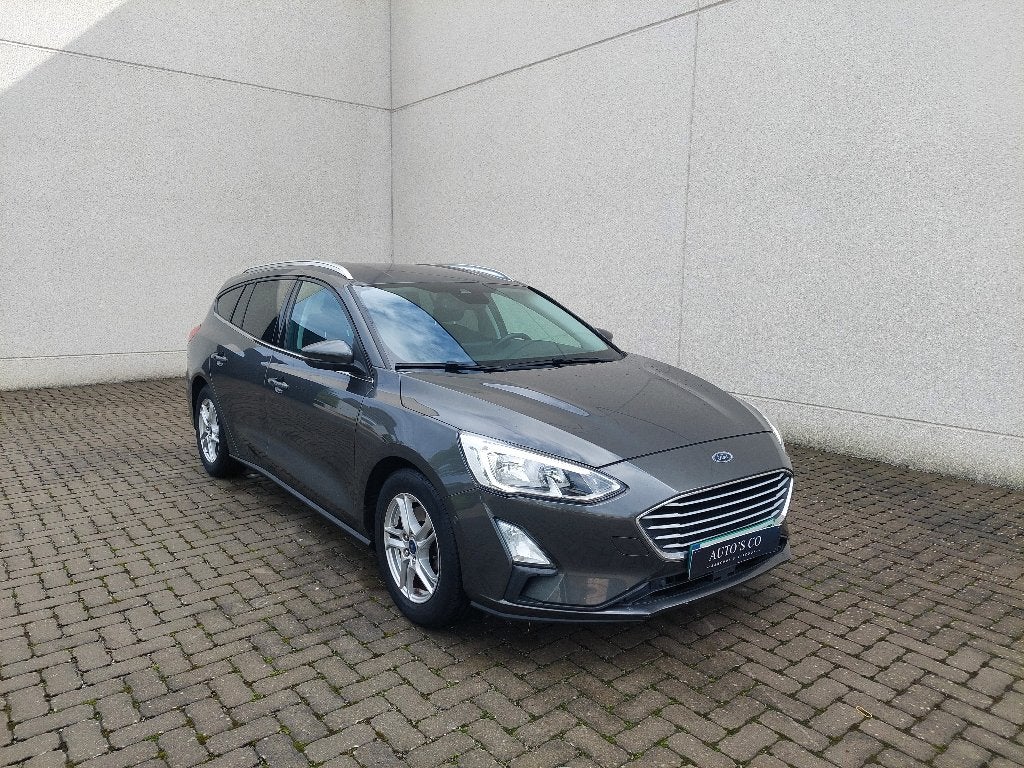 FORD FOCUS NAVI - CAMERA - CARPLAY - CRUISE - 12M GARANTIE, Auto's, Focus, Dealer onderhouden, Euro 6, Parkeersensor