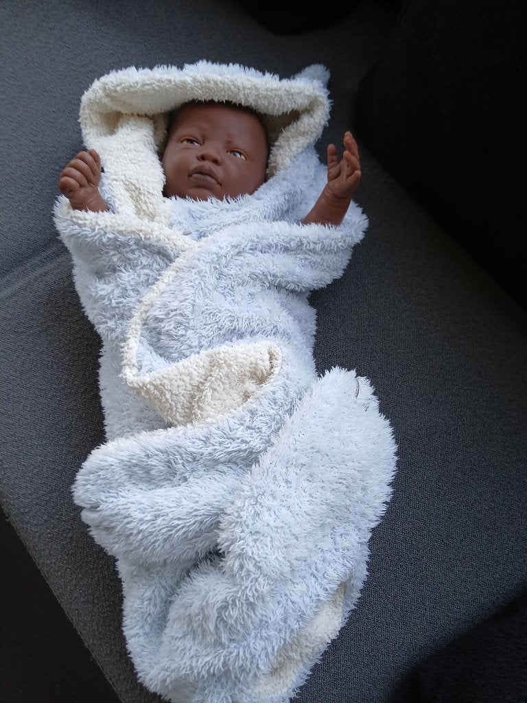 Prachtige babypop 50cm in wikkeldeken zara home, Ophalen of Verzenden, Zo goed als nieuw, Babypop