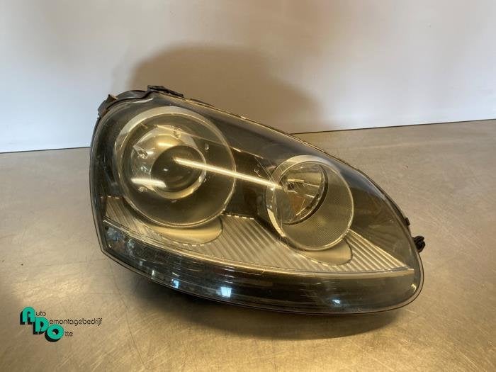 Koplamp rechts van een Volkswagen Golf (Golf 04-), Gebruikt, -, Volkswagen, -