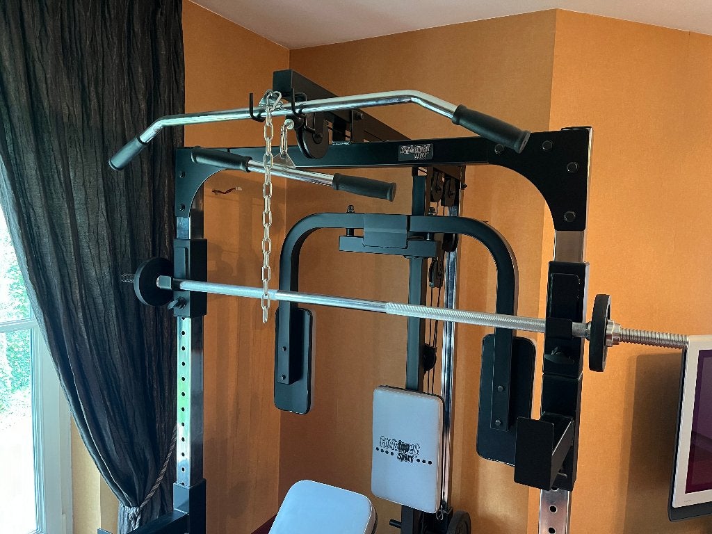Fitnesstoestel - Multifunctioneel, Sport en Fitness, Ophalen, Krachtstation, Benen, Zo goed als nieuw