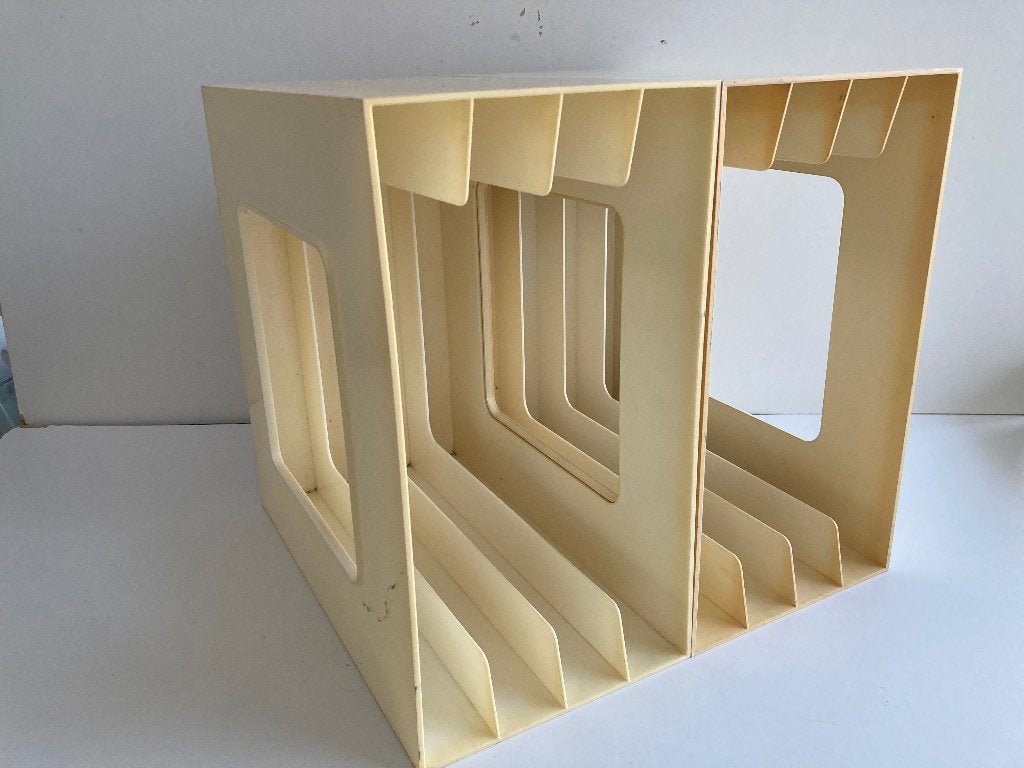 2 boîtes rangement pour disques vinyl/LP WITTNER Space Age), Enlèvement ou Envoi, Autres types, Plastique, Blanc