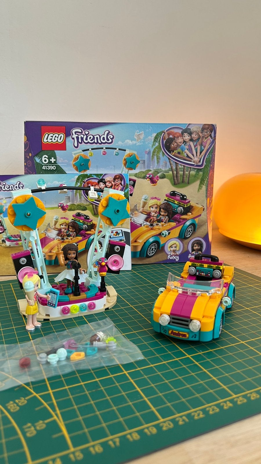 LEGO Friends 41390 Andrea’s auto en podium, Ophalen, Lego, Inclusief accessoires, Friends