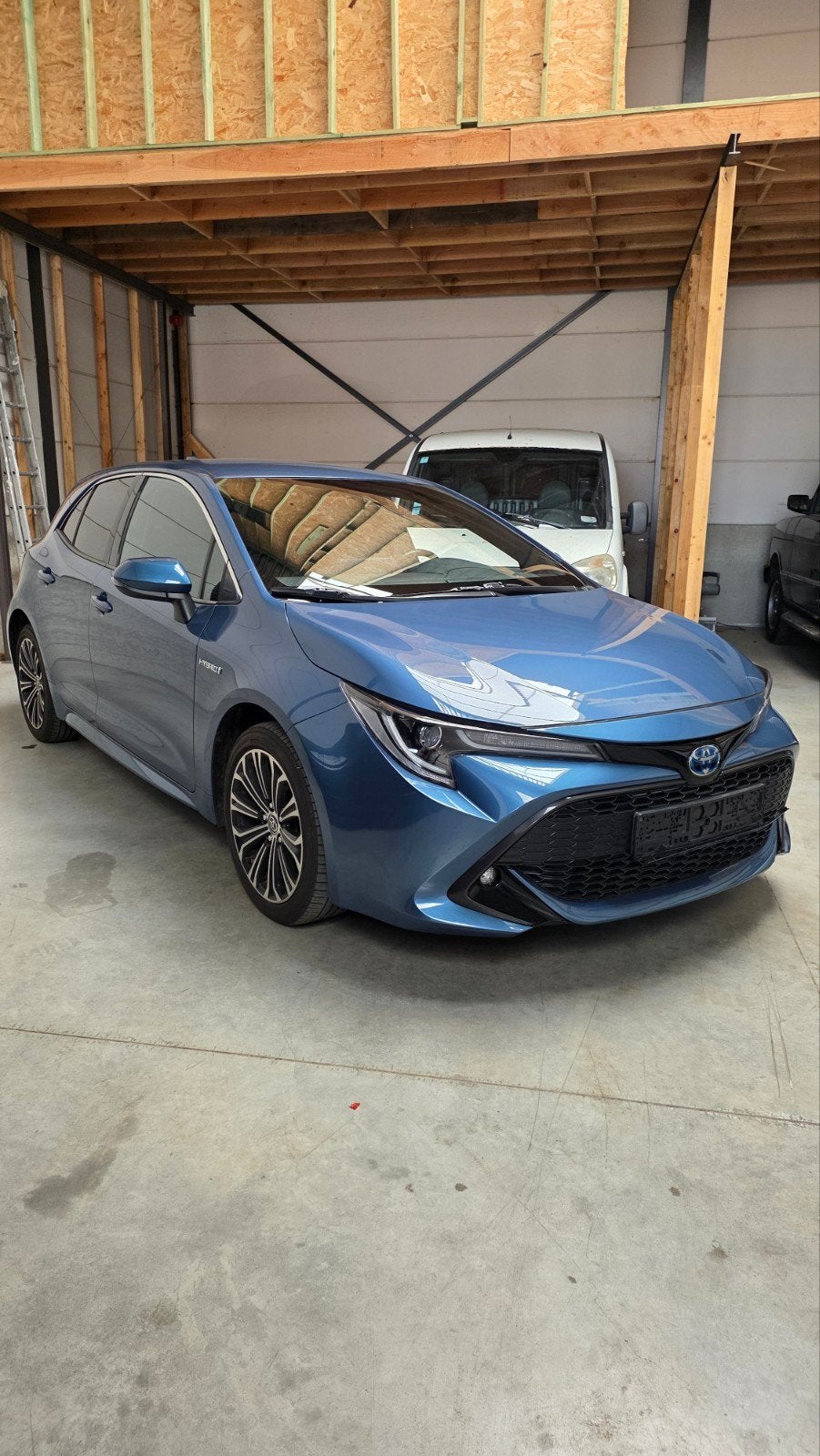 TOYOTA COROLLA HYBRIDE, Autos, Toyota, Achat, Euro 6, Entreprise, Automatique