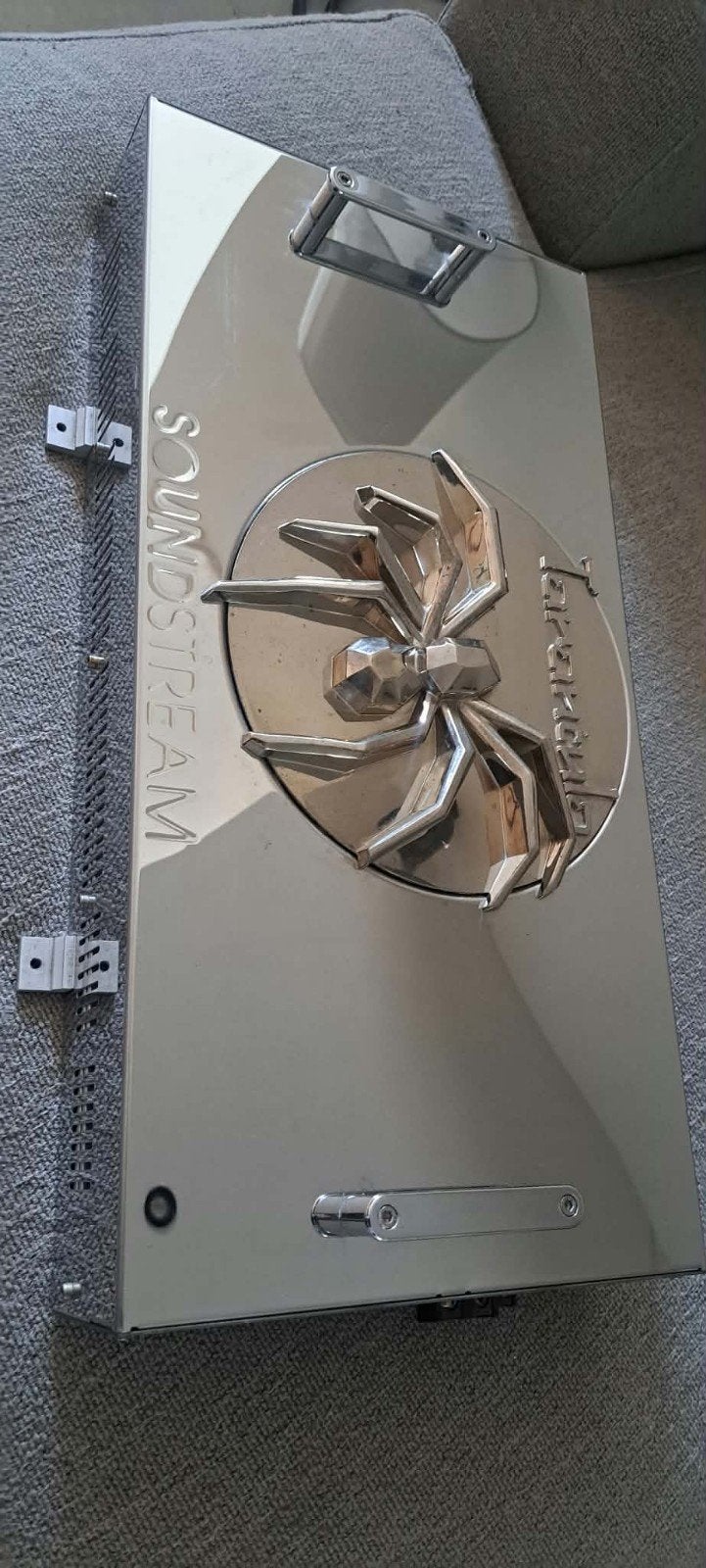 Amplificateur 5 canaux Soundstream Tarantula TR800/5 unique, Enlèvement