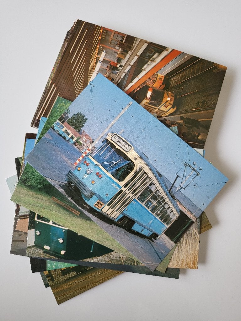 Trambus Metro SNCV STIB MIVA - 50 postkaarten, Verzamelen, Spoorwegen en Tram, Ophalen of Verzenden, Zo goed als nieuw, Tram, Kaart of Prent