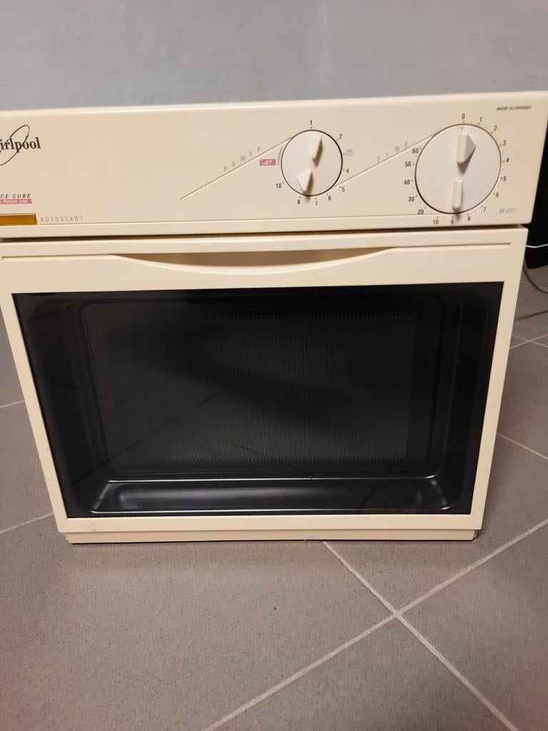 Microgolf oven, Elektronische apparatuur, Microgolfovens, Ophalen, Oven