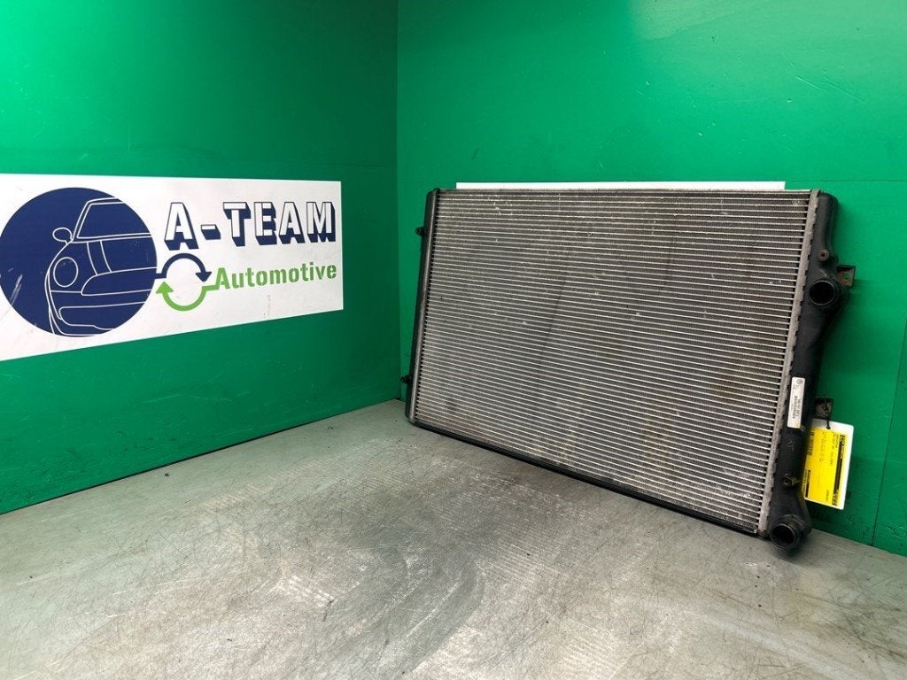 RADIATEUR EAU Volkswagen Golf V (1K1) (|1K0121251L|), Volkswagen, Volkswagen AG, Utilisé, Kundenbetreuung@volkswagen.de