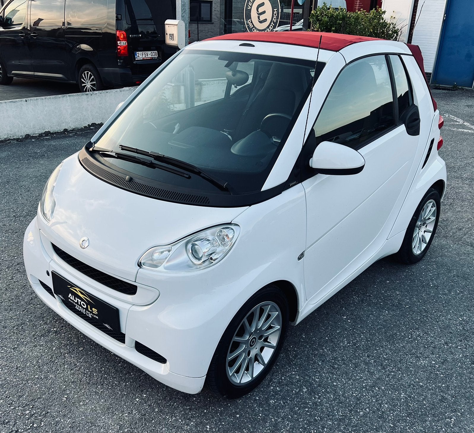 SMART FORTWO CABRIO 2012 AUTOMATIQUE, Autos, Smart, Achat, Entreprise, Carnet d'entretien, Noir