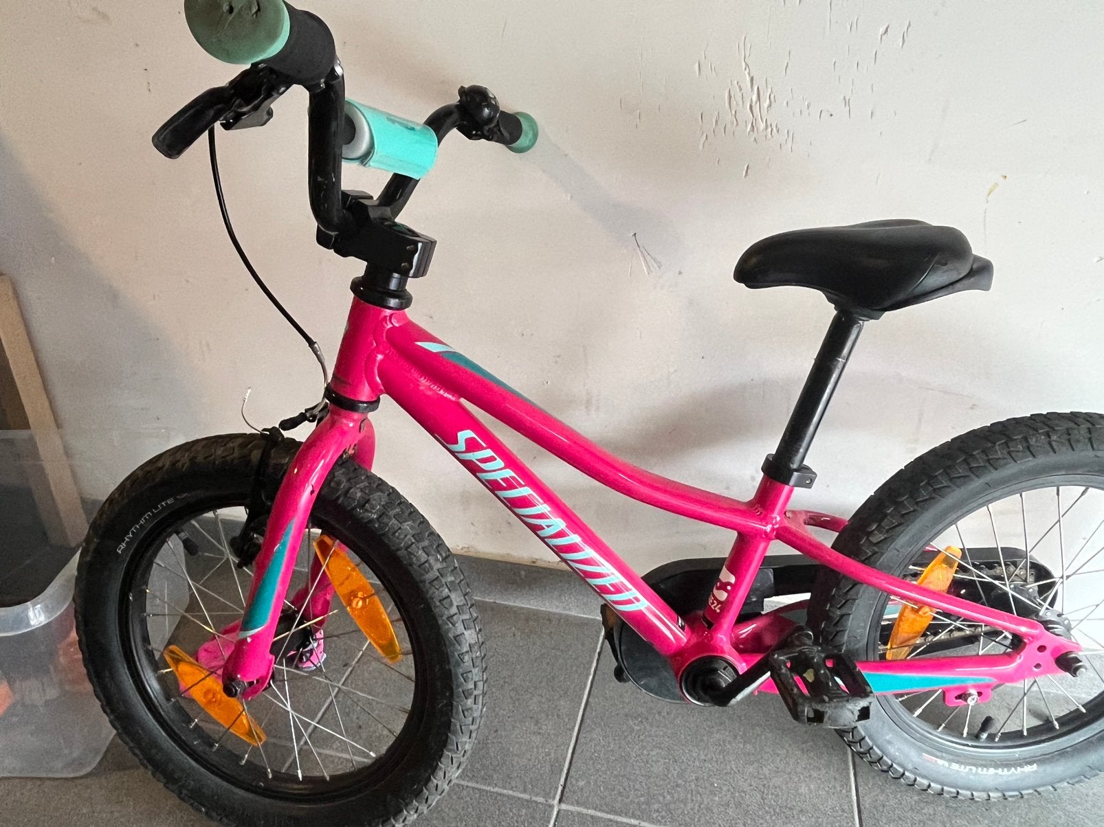 Specialized 16 inch, Vélos & Vélomoteurs, Enlèvement, Utilisé, Frein à rétropédalage, 16 à 20 pouces