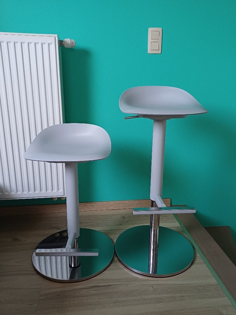 Barstoel Ikea Janinge, Ophalen, 60 tot 90 cm, In hoogte verstelbaar, 2 krukken